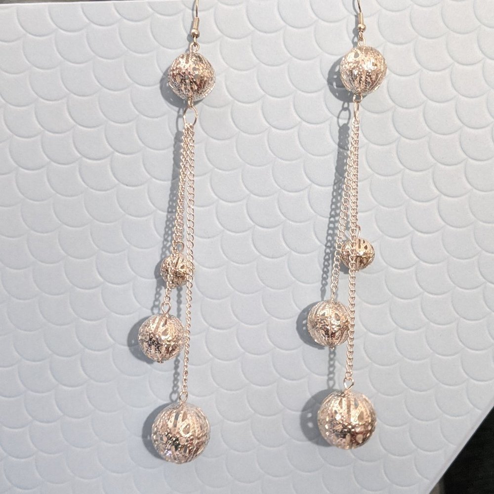 Drop Earring - Picture 2 of 4